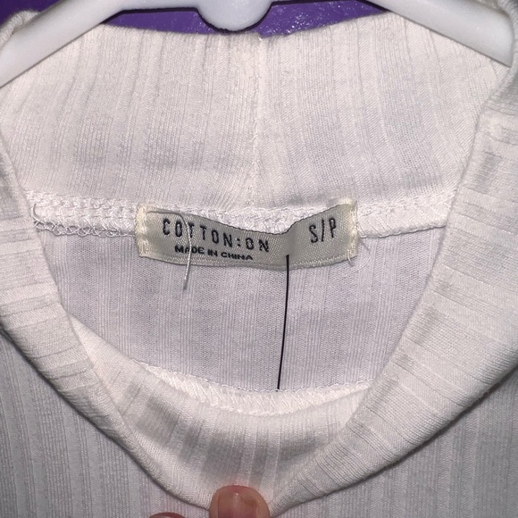 White lines short sleeve shirt - Picture 4 of 4